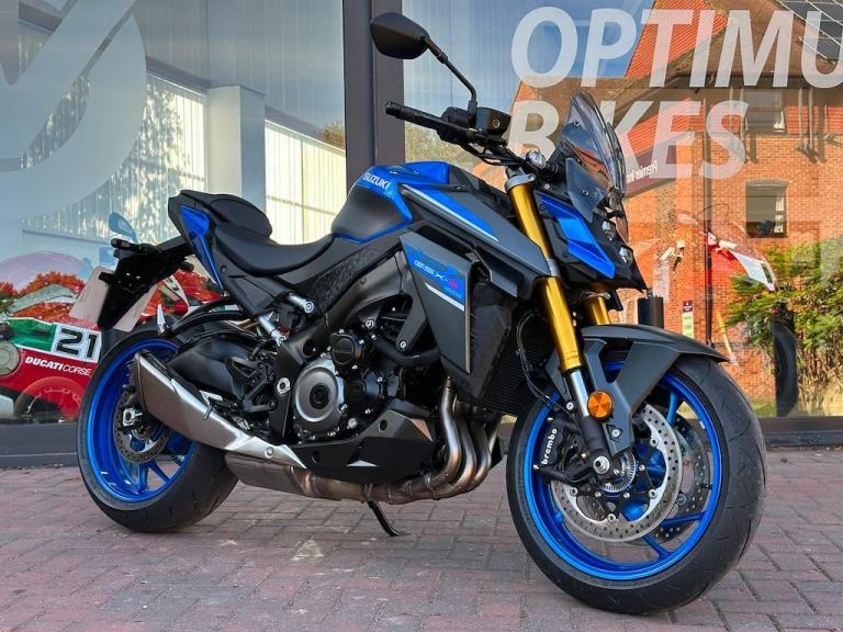 Suzuki GSX-S1000 2026 MODEL ! LOW MILES ! STUNNING
