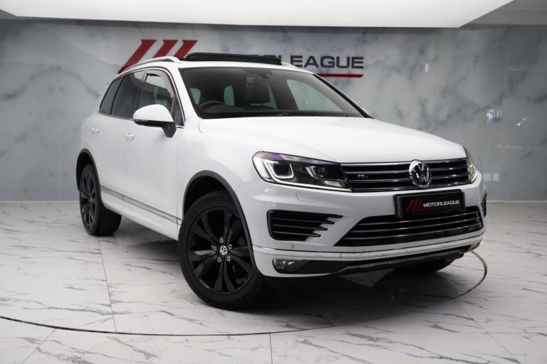 2015 Volkswagen Touareg 3.0 TDI V6 BlueMotion Tech R-Line Tiptronic 4WD Euro 6 (s/s) 5dr ESTATE D...