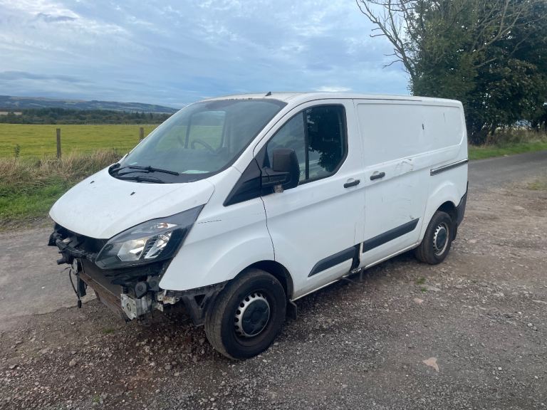 Accident damaged transit custom 2018 swap px 