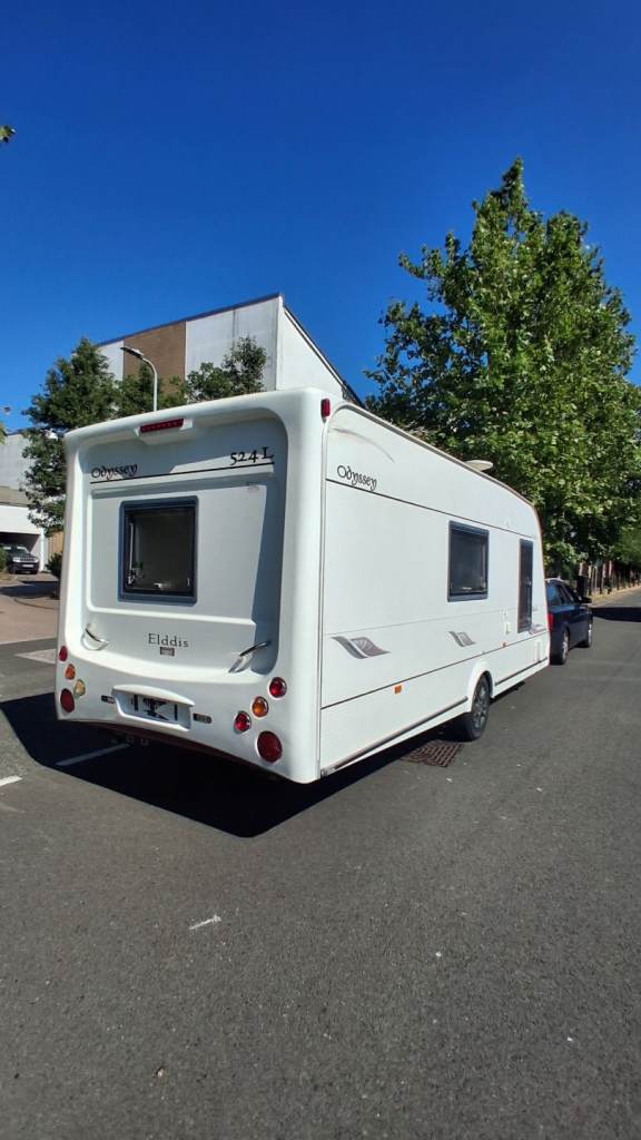 Caravan 4 bed 2005