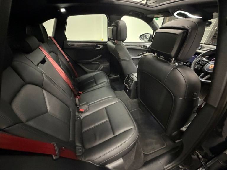 2022 M PORSCHE MACAN 2.9T V6 S SUV 5DR PETROL PDK 4WD EURO 6 (S/S) (380 PS)