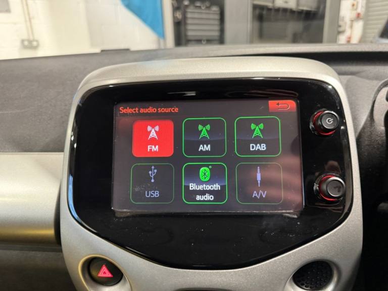 2016 Citroen C1 1.0 VTi Feel 5dr HATCHBACK PETROL Manual