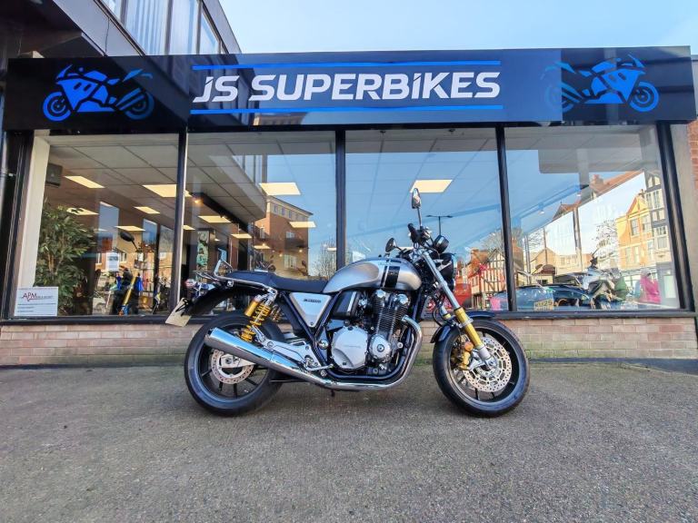 HONDA CB1100RS 2019 69 REG - ONLY 3787 MILES