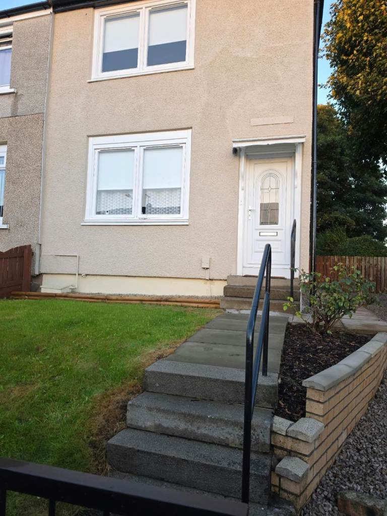 2 Bedroom House to rent Sandyhills Glasgow