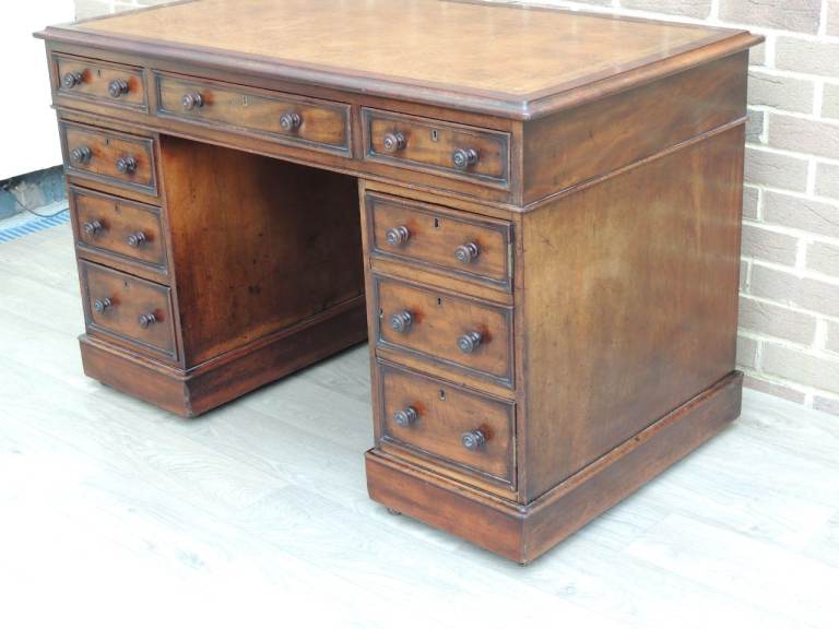 Antique Victorian Pedestal Desk (UK Delivery)