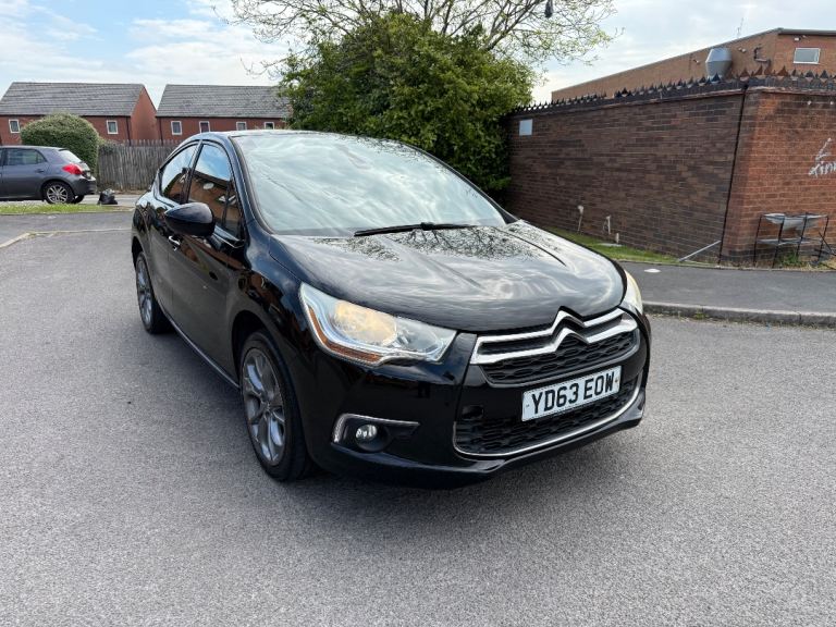 Citroen, DS4, Hatchback, 2013, Manual, 1560 (cc), 5 doors