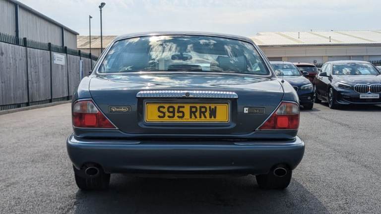 Jaguar, V8 XJ SERIES, Saloon, 1999, Other, 3996 (cc), 4 doors