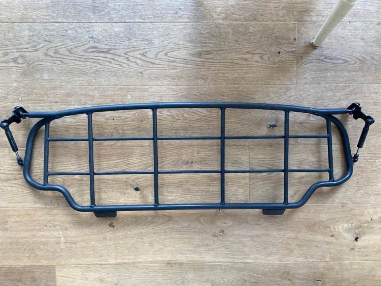 Dog Guard for Volvo XC60