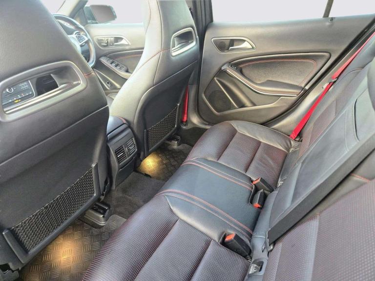 2016 Mercedes-Benz GLA GLA 220d 4Matic AMG Line 5dr Auto [Prem Plus] ESTATE DIESEL Automatic
