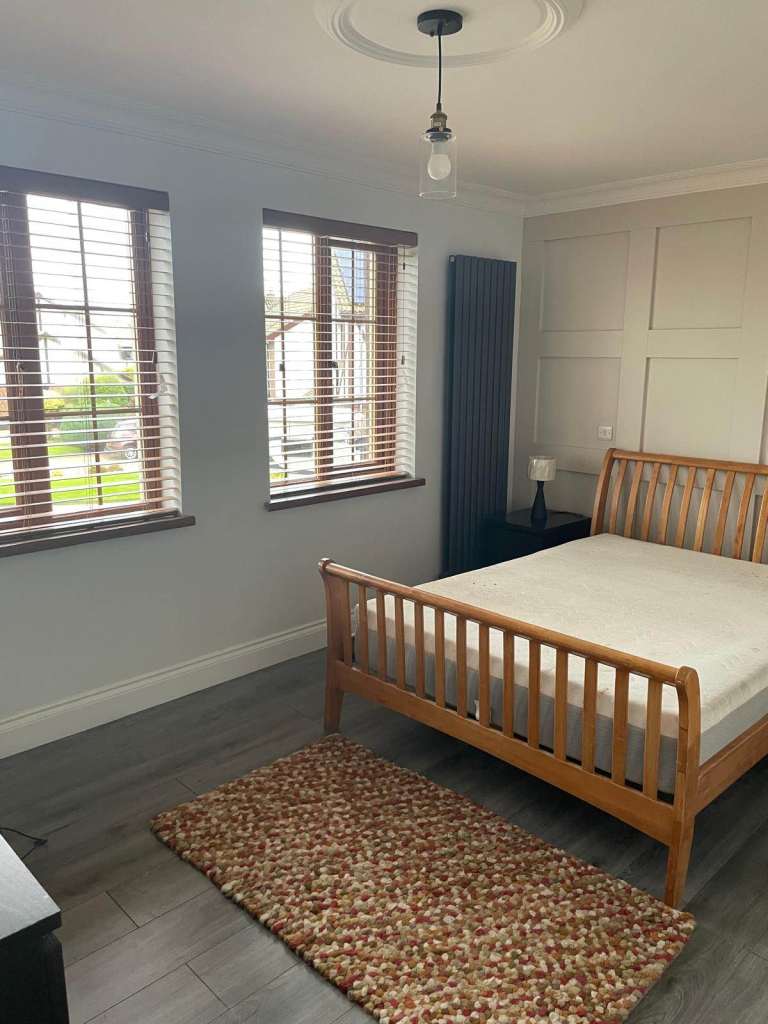 6 Bedroom Property To Rent off Buncrana Road Derry