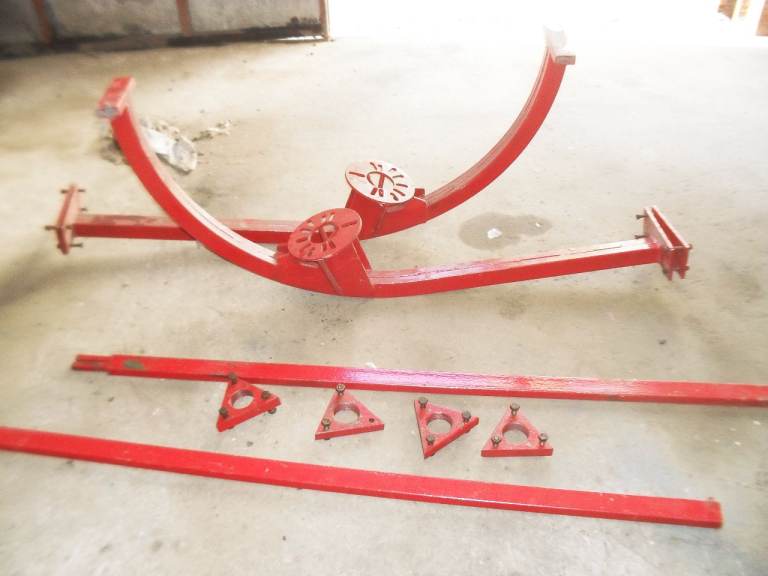 vehicle roll over cage  heavy duty in very good condition