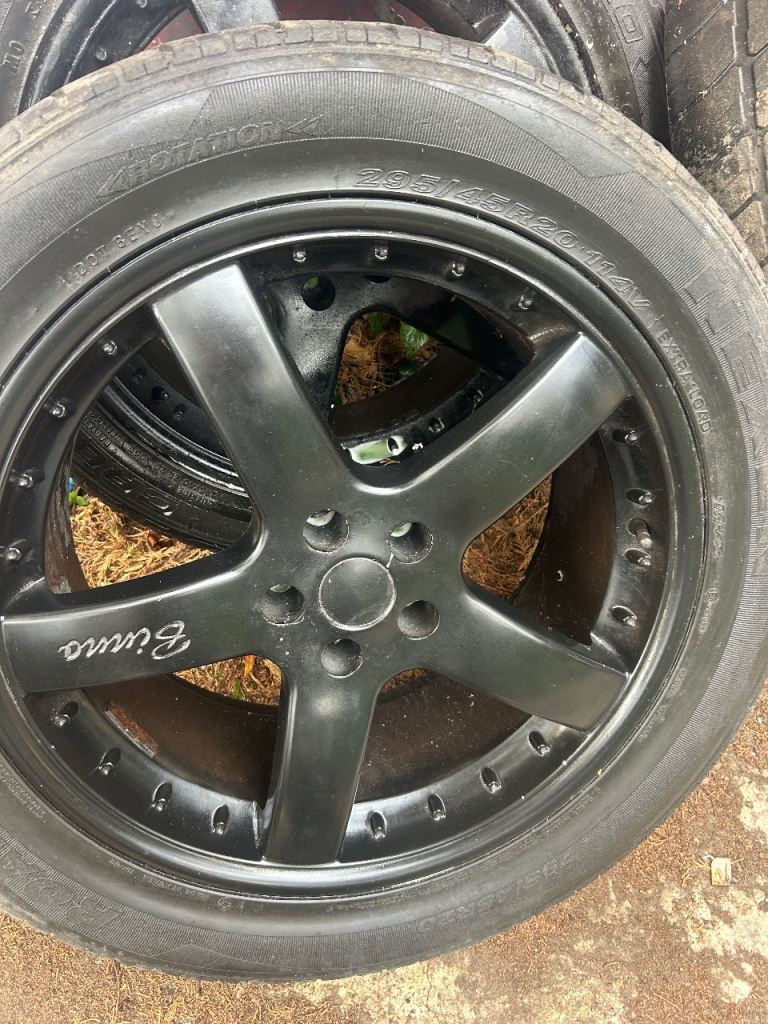 20 in’s Mercedes weels 