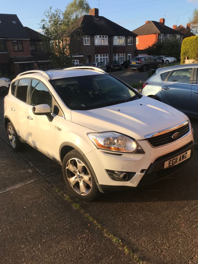 AUTOMATIC FORD KUGA 163 BHP 2.0TDCI 4x4 MOT OCTOBER DRIVES WELL £1800ini