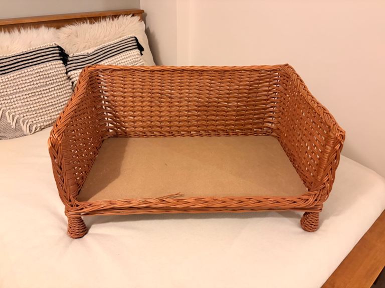 Wicker dog bed