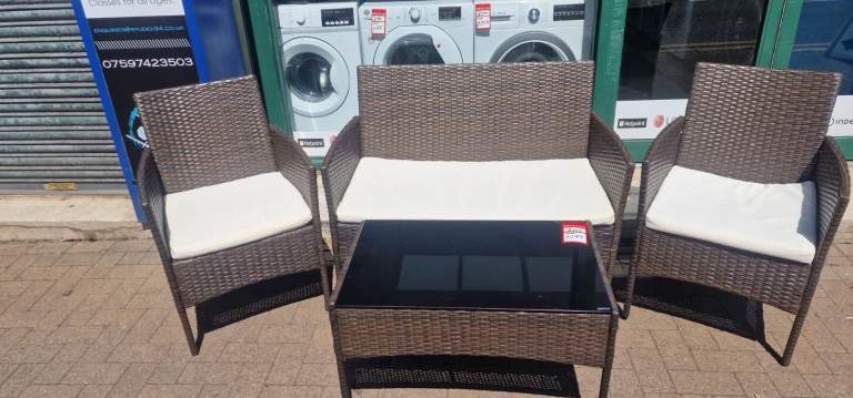 £199 Brand New Garden Polyratten 4 Piece Garden Set