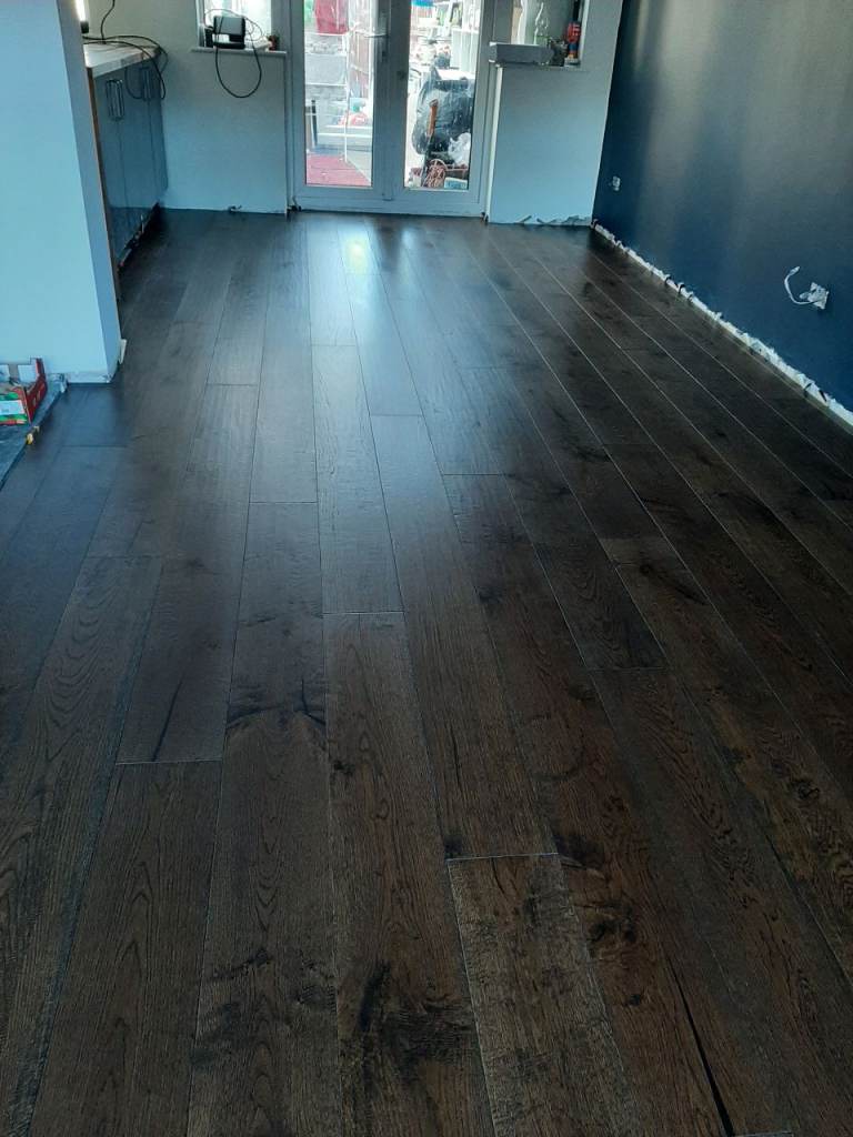 ..Carpet-vinyl-Laminate-Lvt-Spc-wood-floors.. 