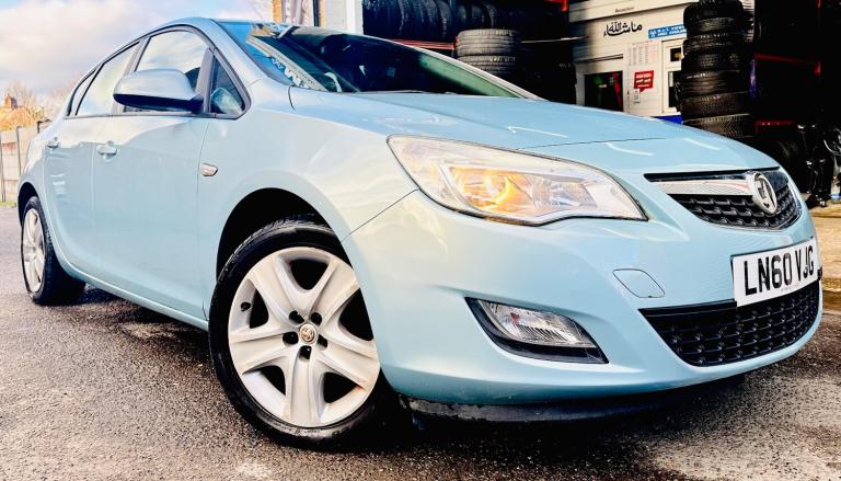 2010 Vauxhall Astra 1.4T 16V Exclusiv [140] 5dr HATCHBACK Petrol Manual