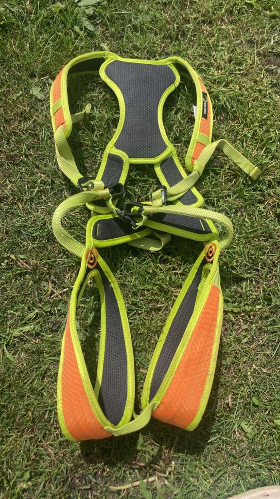 Kids climbing harness