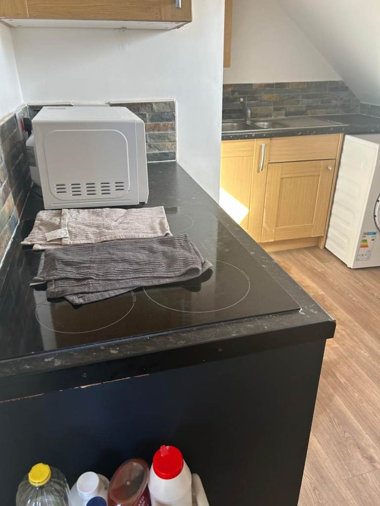 1 Bedroom flat (self contained)