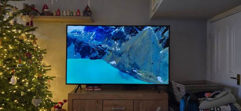 58 inch Samsung 4K UHD Smart TV