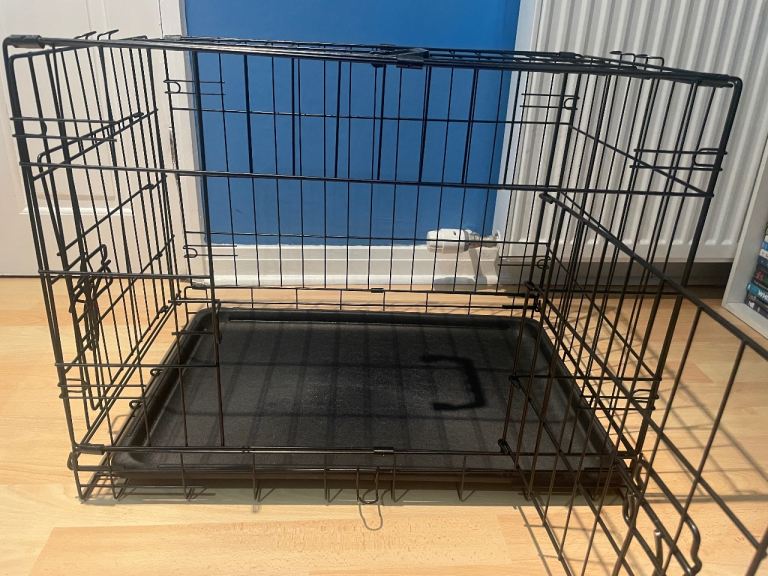 Small puppy crate £30