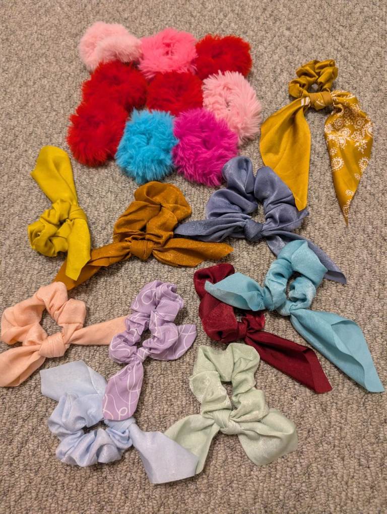 Bundle of Girl's fluffy bow scrunchies hair Accessories
