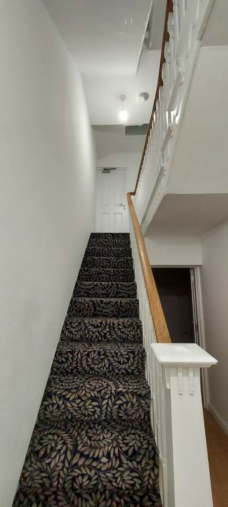 Large Ensuite Bedroom To Let In East Belfast, Belmont Area.