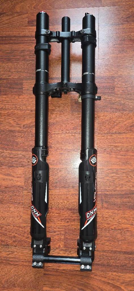 DNM USD-8S Suspension Fork Downhill DH MTB Air 1-1/8" 203mm 20 x 110 Axle Ebike