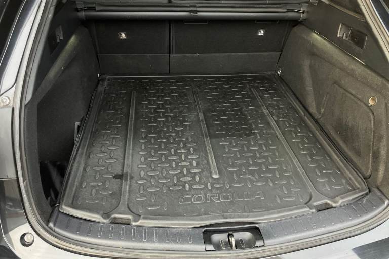 2022 Toyota Corolla 2.0 VVT-i Hybrid Trek 5dr CVT Estate Automatic