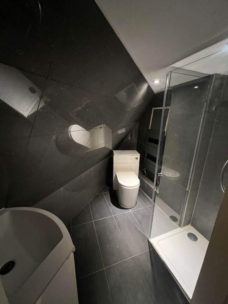 2 bedroom + 2 bath to rent