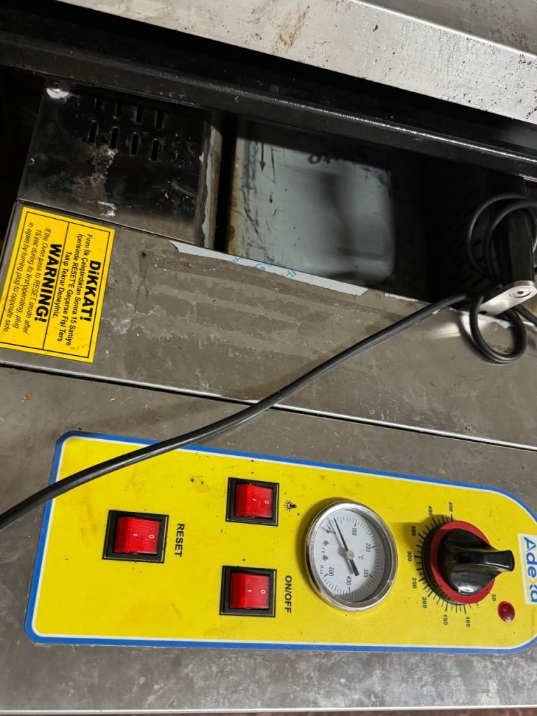 Gas pizza oven 