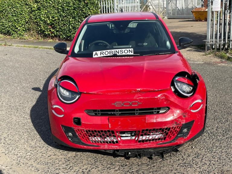 2025 FIAT 600 MHEV AUTO 25 REG accident damaged repairable salvage