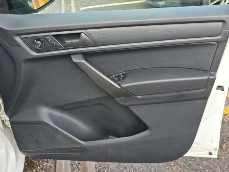  Volkswagen Caddy 2.0 TDI C20 Startline Panel Van 5dr Diesel Manual SWB Euro 6 (s/s) (102 ps) Die...