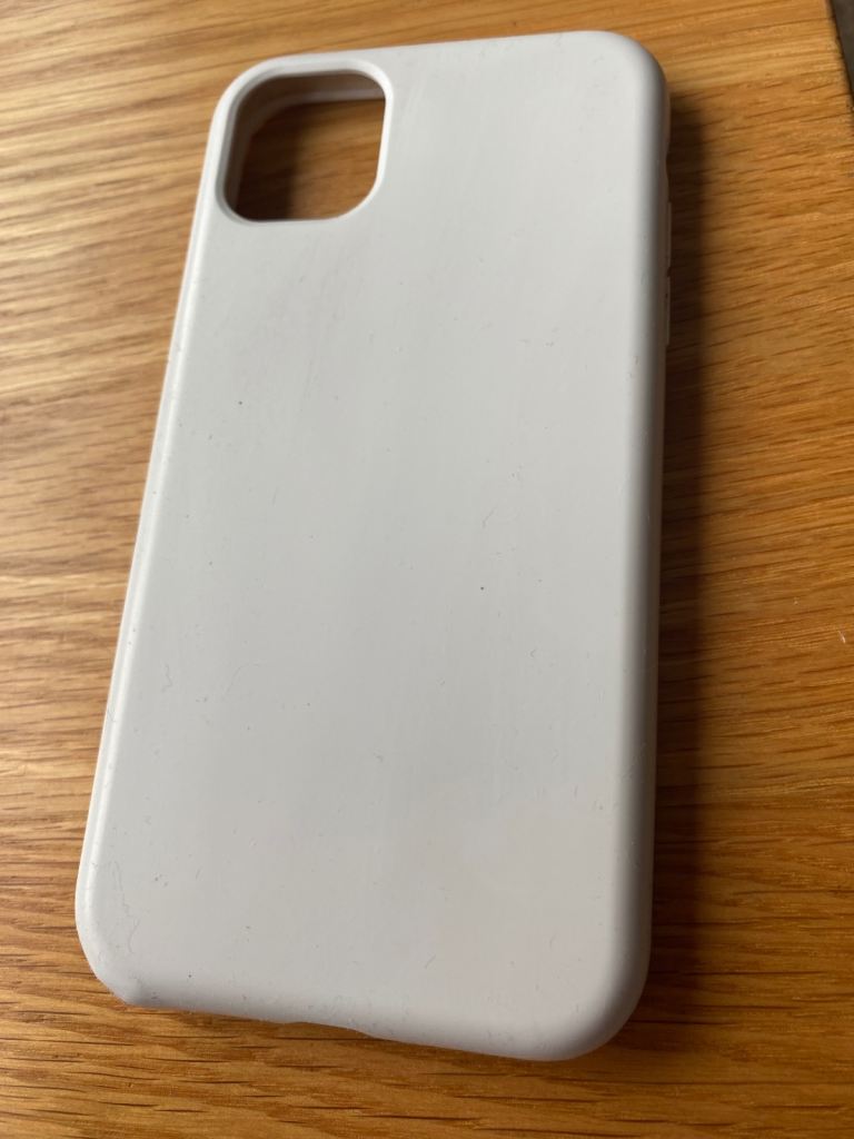 iPhone 11 white silicone case. Vgc £2