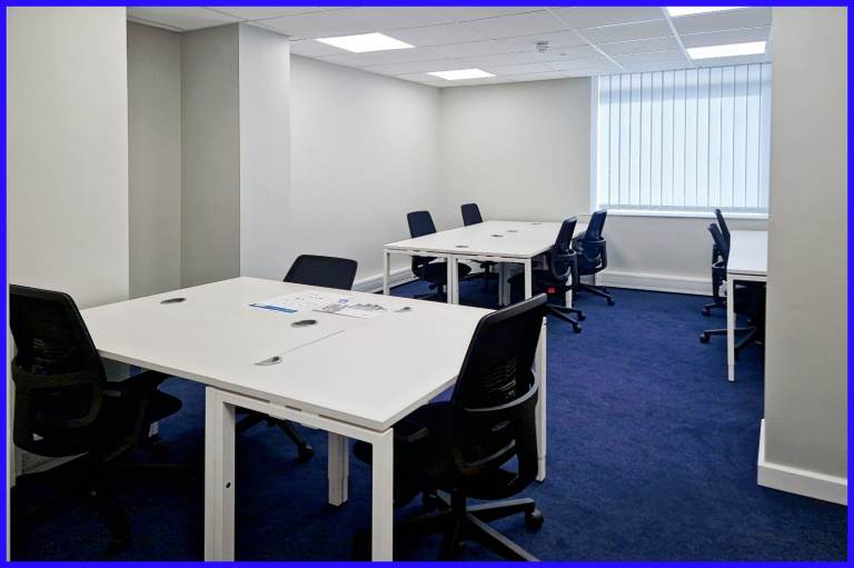 Fareham - PO16 9QD, Access to professional office space for 3 people in HQ Portchester, Castle Court