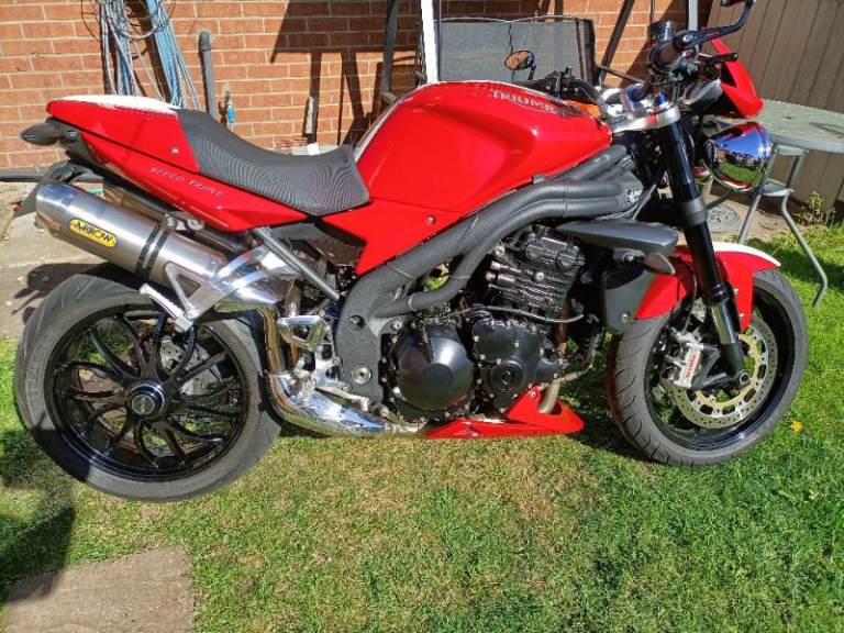Triumph, SPEED, 2010, 1050 (cc)