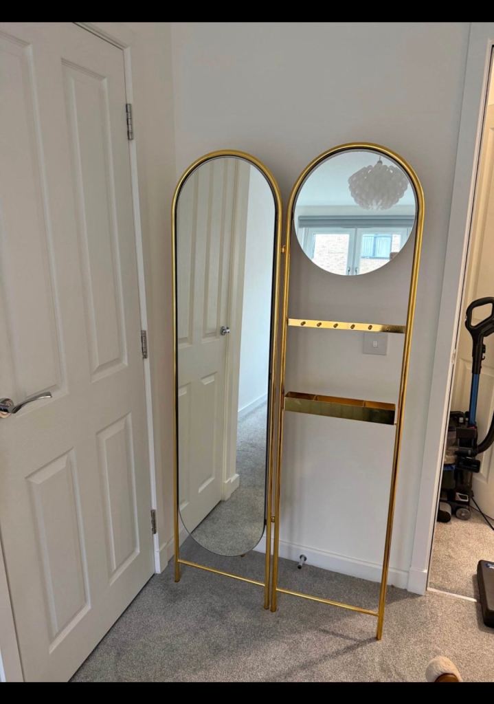 ✨ Gold Arched Full-Length Mirror with Jewellery Storage