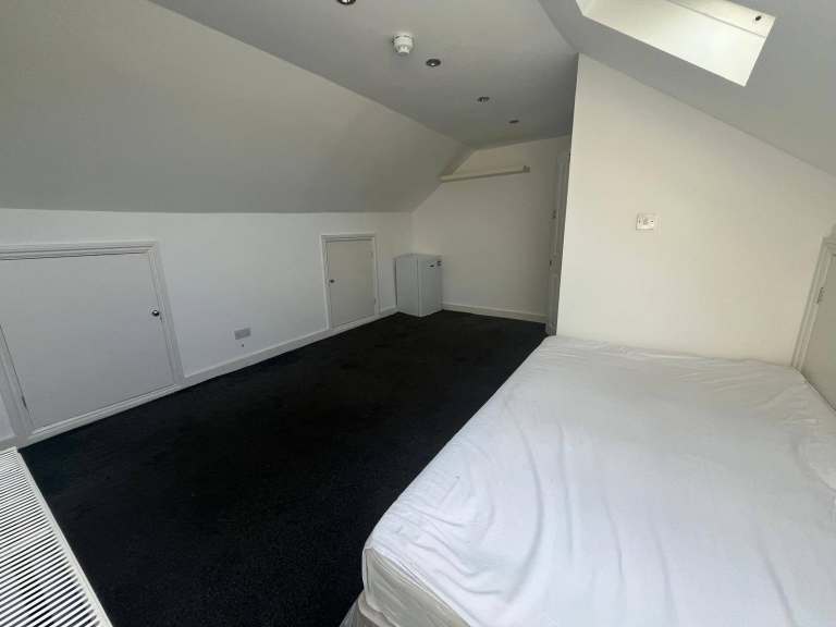 BENEFITS ACCEPTED - Studio Flat Available in Addiscombe Croydon SE25