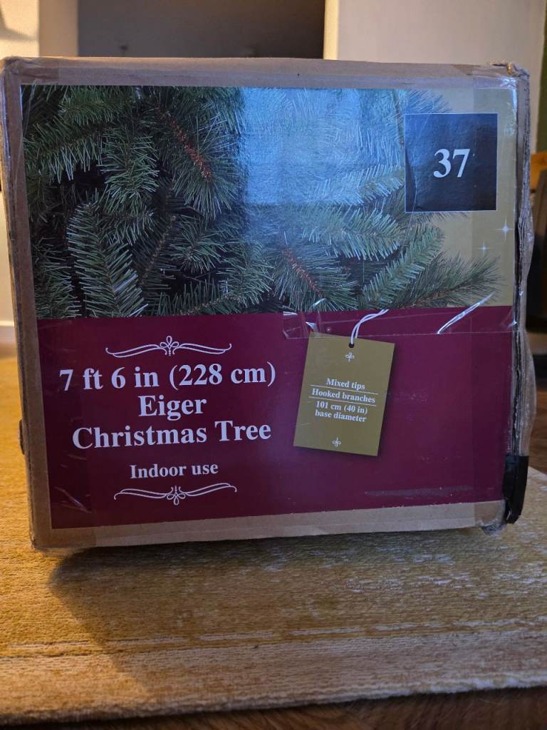 7ft 6in (228cm) Artificial Eiger Christmas Tree