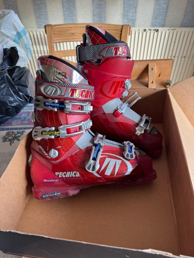 Men’s Ski Boots