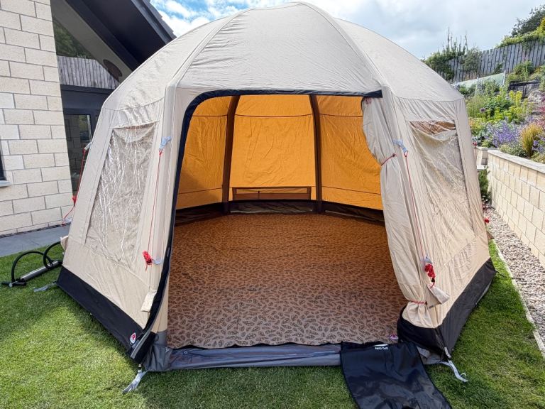 Robens Aero Yurt 8 person inflatable Tent
