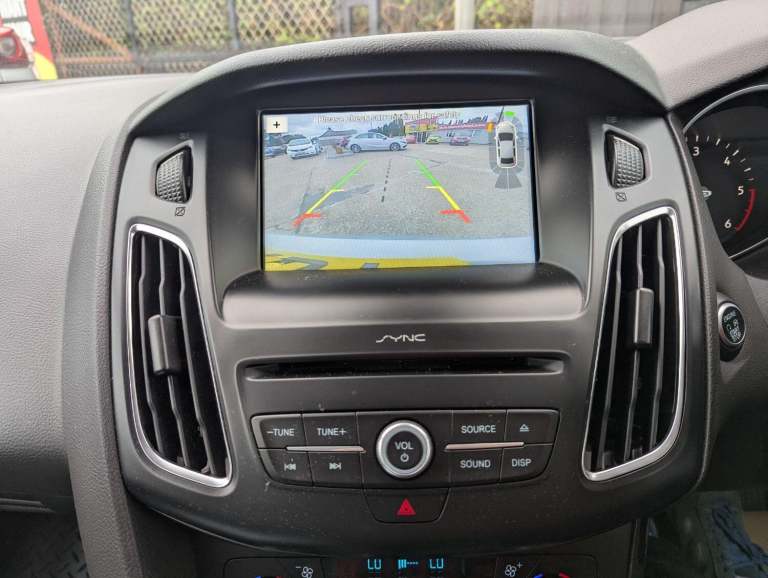 FORD FOCUS 2.0 TITANIUM X FULL SERVICE HISTORY NEW CAMBELT KIT LOVELY CONDITION