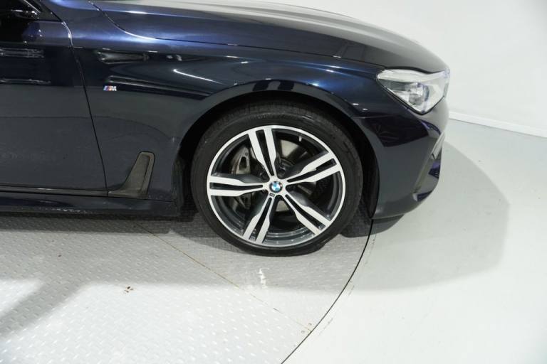 2015 BMW 7 Series 730Ld M Sport 4dr Auto SALOON DIESEL Automatic