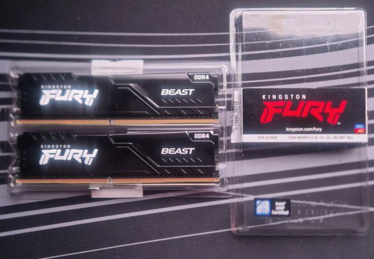 Kingston Fury Beast  DDR4 2x16GB CL18 Intel XMP Certified  3600MT/s 