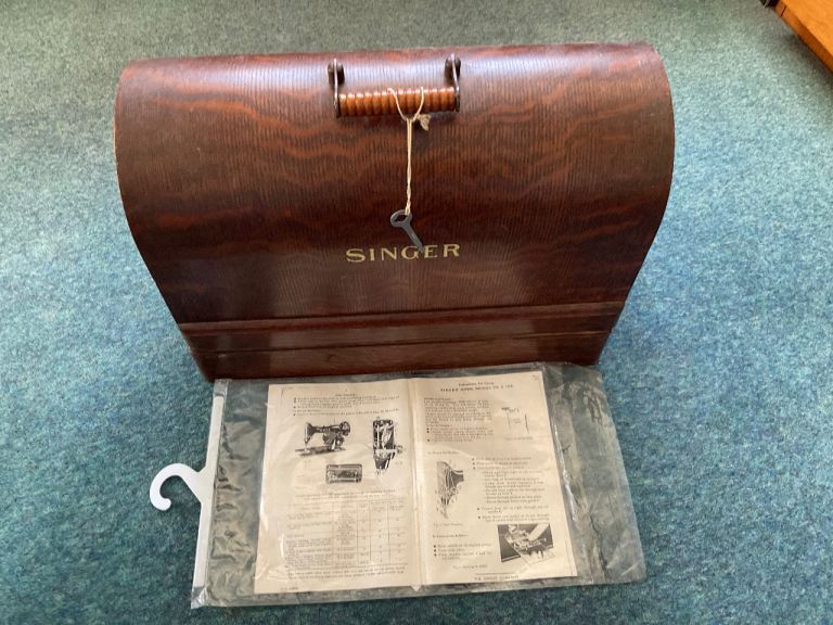 Old Singer Sewing Machie