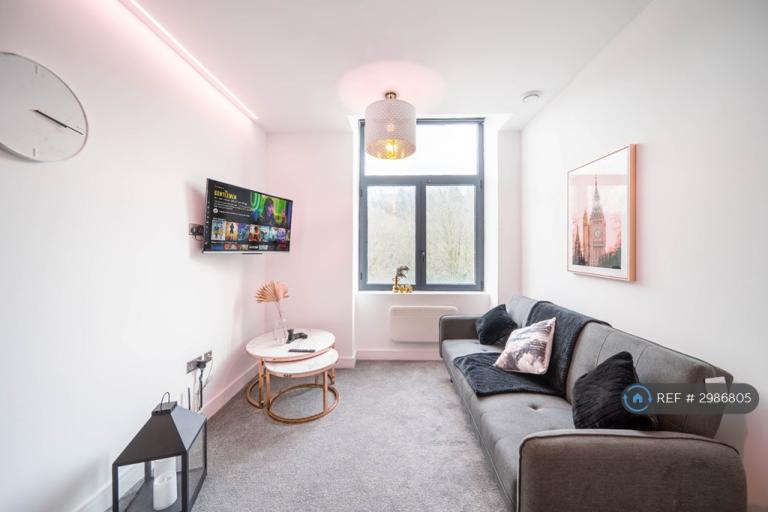 2 bedroom flat in Stanley Mills, Huddersfield, HD3 (2 bed) (#2986805)