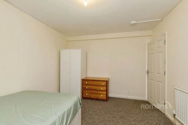 Double room to rent in Fishponds