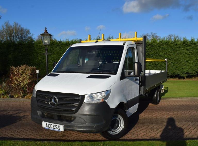 2022 Mercedes-Benz Sprinter 3.5t Progressive Chassis Cab CHASSIS CAB DIESEL Manual
