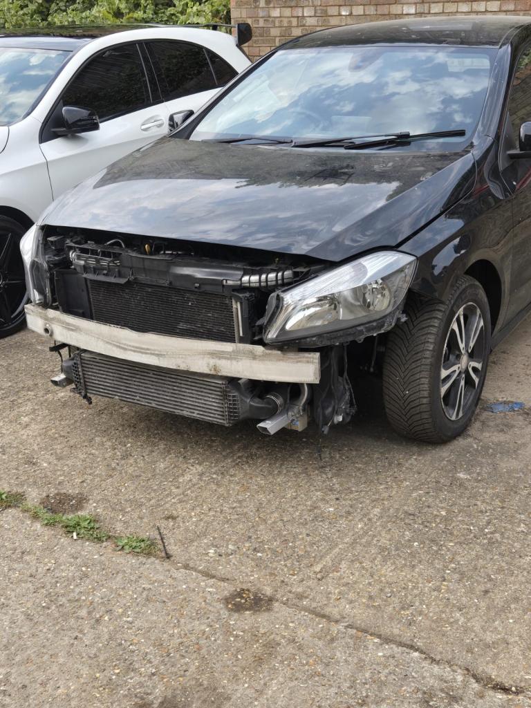 Mercedes a class breaking grey,white,black 