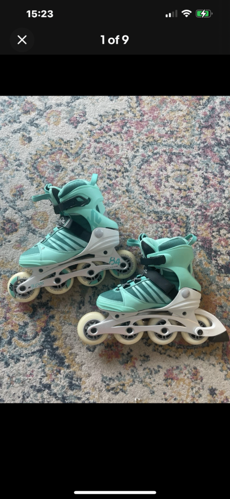 Roller skates 